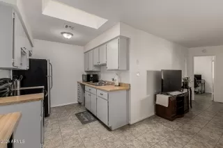 Photo #4: 6991252 Listing 