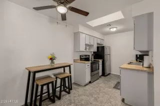 Photo #5: 6991252 Listing 