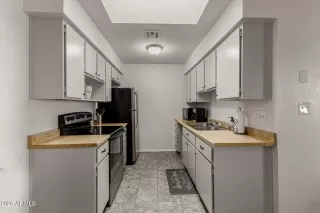 Photo #6: 6991252 Listing 