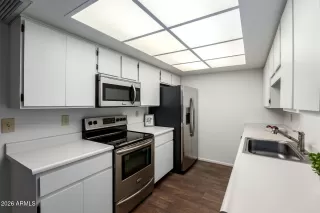 Photo #6: 6991261 Listing