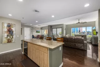 Photo #4: 6991367 Listing 