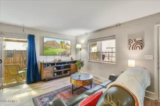 Photo #2: 6991524 Listing 