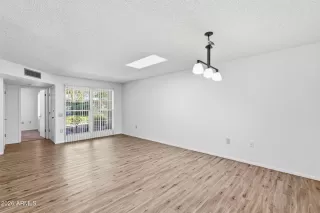 Photo #2: 6991614 Listing 