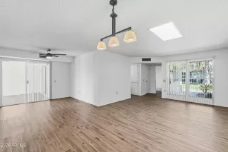 Photo #3: 6991614 Listing 