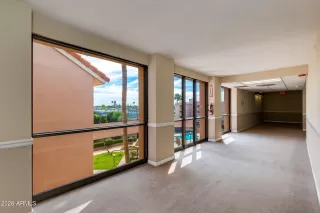 Photo #6: 6991656 Listing 