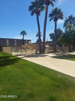 Photo #3: 6991668 Listing