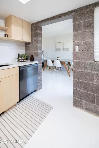 More Details about MLS # 6991687 : 4201 E CAMELBACK ROAD 91#91