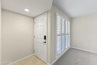 Photo #1: 6991717 Listing