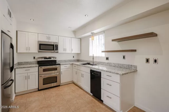 MLS: 6991736 Condo For Sale