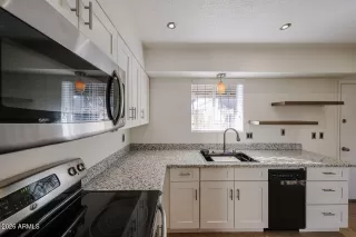 Photo #1: 6991736 Listing