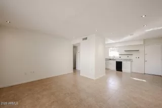 Photo #3: 6991736 Listing