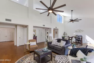 Photo #6: 6991745 Listing 