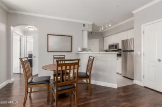 Photo #3: 6991789 Listing