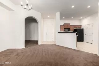 Photo #5: 6991856 Listing 