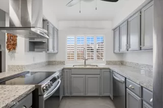 Photo #3: 6991956 Listing 