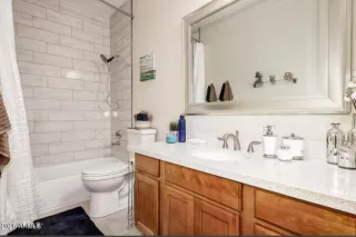 Photo #6: 6991957 Listing 