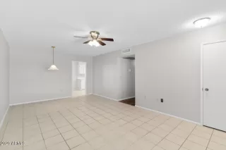 Photo #4: 6992053 Listing 