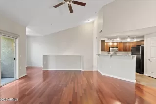 Photo #5: 6992079 Listing 