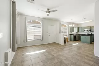 Photo #6: 6992118 Listing 