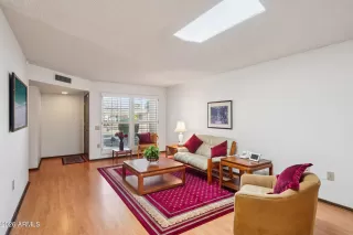 Photo #2: 6992159 Listing