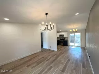 Photo #6: 6992207 Listing