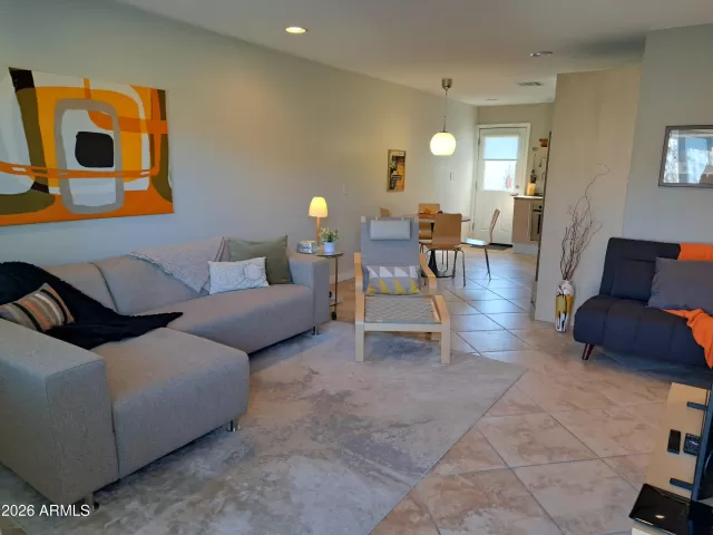 MLS: 6992284 Condo For Sale