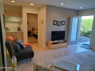 Photo #3: 6992284 Listing 