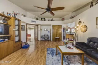 Photo #6: 6992332 Listing 