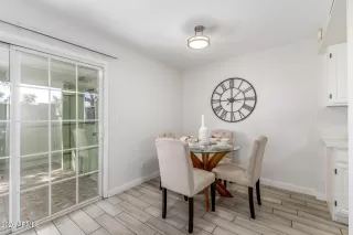 Photo #5: 6992440 Listing