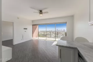 Photo #4: 6992663 Listing 