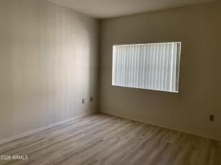 Photo #3: 6992672 Listing