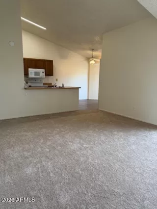 Photo #3: 6992770 Listing