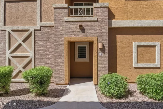 MLS: 6992791 Condo For Sale