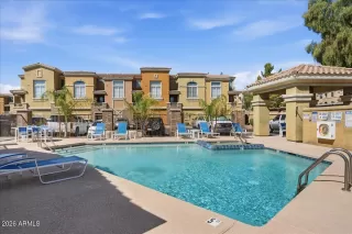 Photo #1: 6992791 Listing 