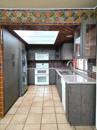 Photo #5: 6992822 Listing 