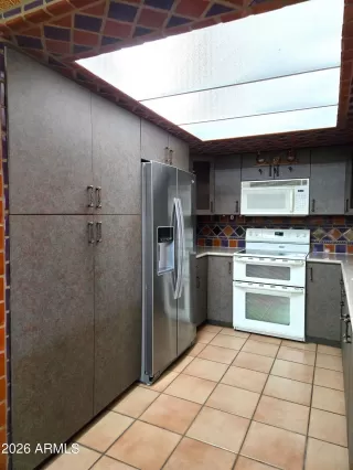 Photo #6: 6992822 Listing 