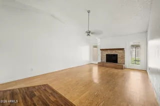 Photo #5: 6992853 Listing 