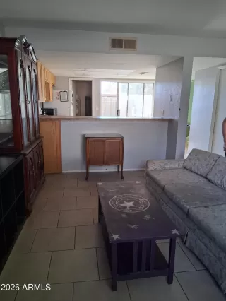 Photo #4: 6992858 Listing 