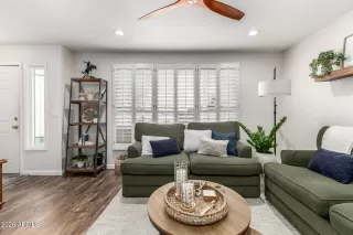 Photo #6: 6992864 Listing 