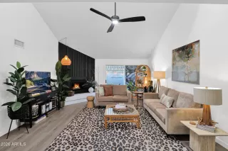 Photo #4: 6992889 Listing 