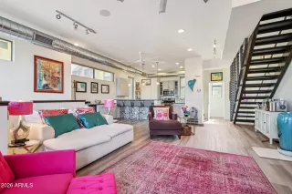 Photo #1: 6992991 Listing 