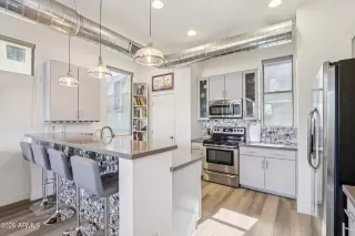 Photo #4: 6992991 Listing 