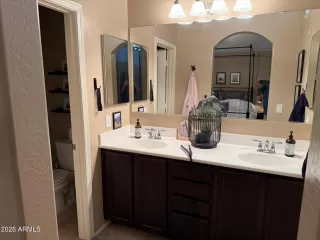 Photo #6: 6993003 Listing