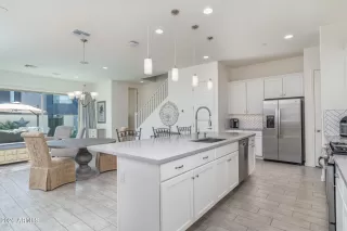 Photo #3: 6993158 Listing 