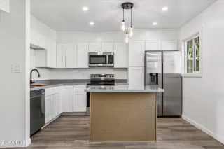 Photo #6: 6993191 Listing 