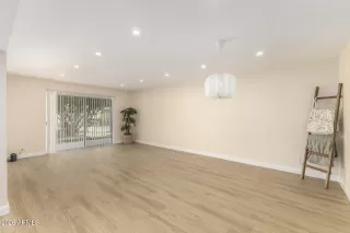 Photo #4: 6993253 Listing 