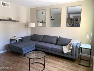 Photo #2: 6993285 Listing 