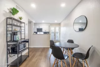 Photo #4: 6993373 Listing 