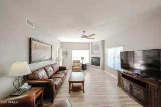 Photo #5: 6993485 Listing 