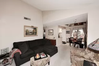 Photo #3: 6993543 Listing 